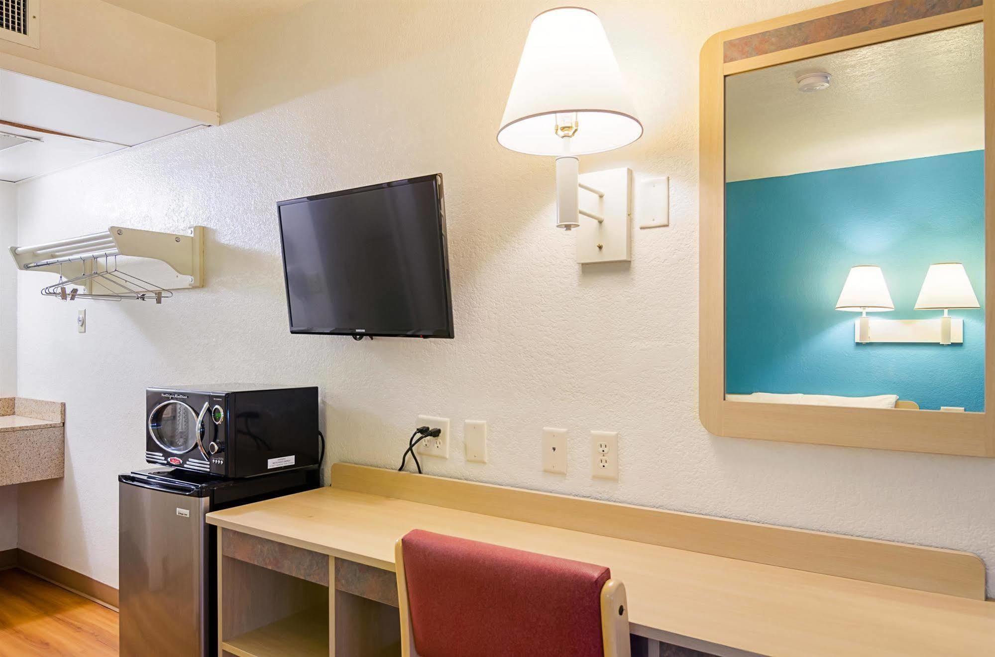 Motel 6-Mitchell, Sd Εξωτερικό φωτογραφία