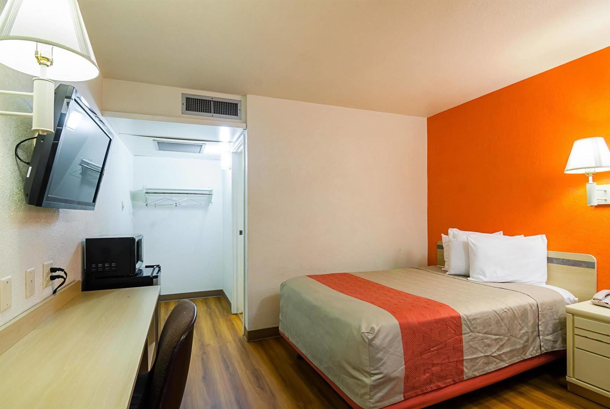 Motel 6-Mitchell, Sd Εξωτερικό φωτογραφία