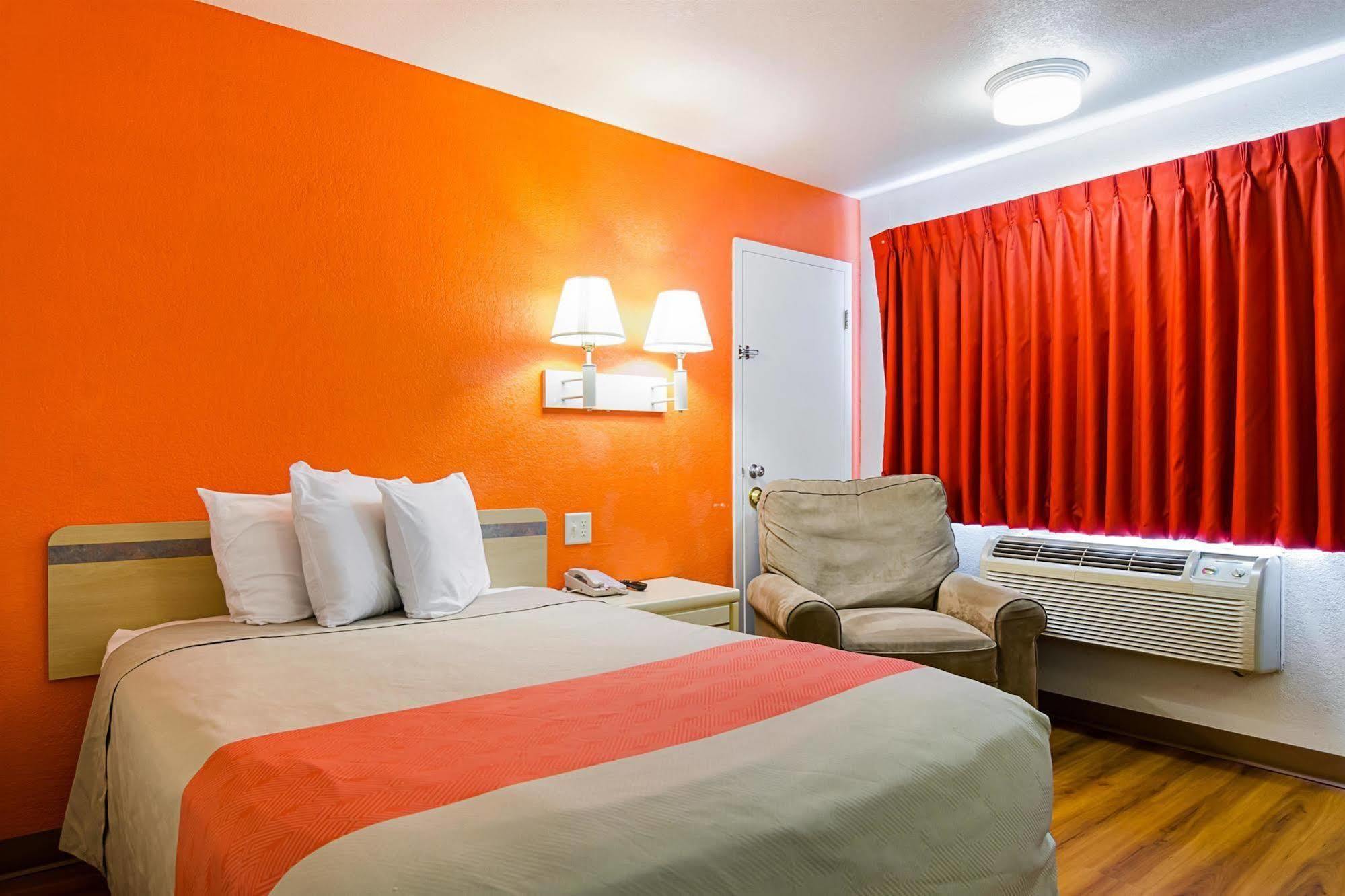 Motel 6-Mitchell, Sd Εξωτερικό φωτογραφία